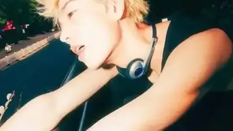 “[NBA]欧文遭遇前交叉韧带伤病赛季提前结束”