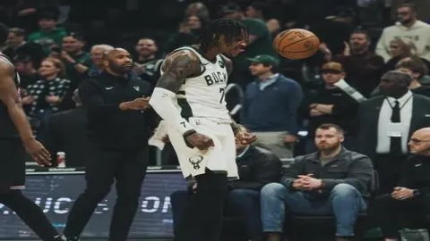 麦克罗伊稳居世界第二，弗利特伍德排名跃升至第九